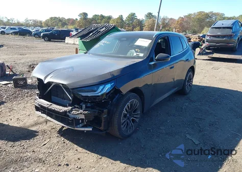 2025 BMW X3 30 xDrive z USA, uszkodzony, nr VIN 5UX53GP00S9114976